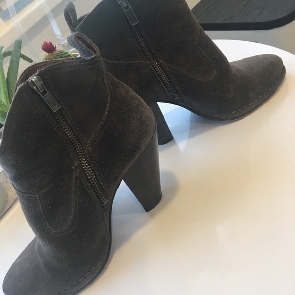 Frye boots booties size 7 - Picture 2 of 6